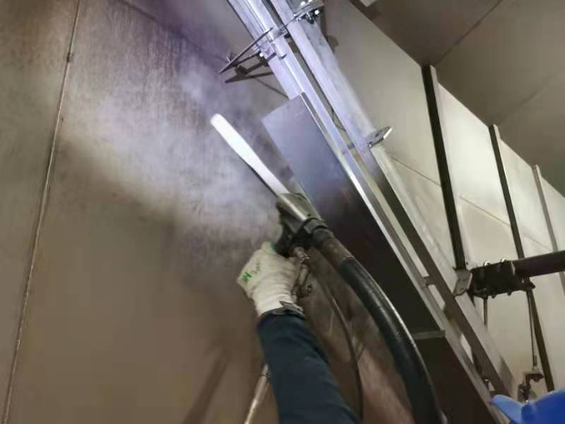 干冰清洗機(jī)對(duì)老舊發(fā)動(dòng)機(jī)和新發(fā)動(dòng)機(jī)清洗效果有何區(qū)別？